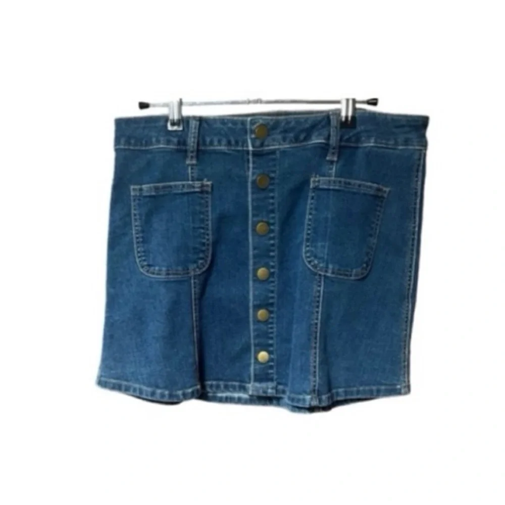 Altar’d State Snap Front‎ Jean Skirt